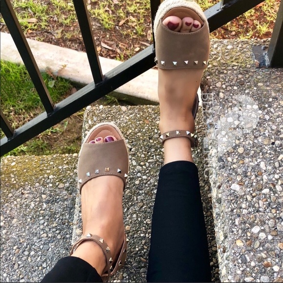 LAST1♥️ Studded Platform Espadrille FLATFORM - Picture 3 of 8